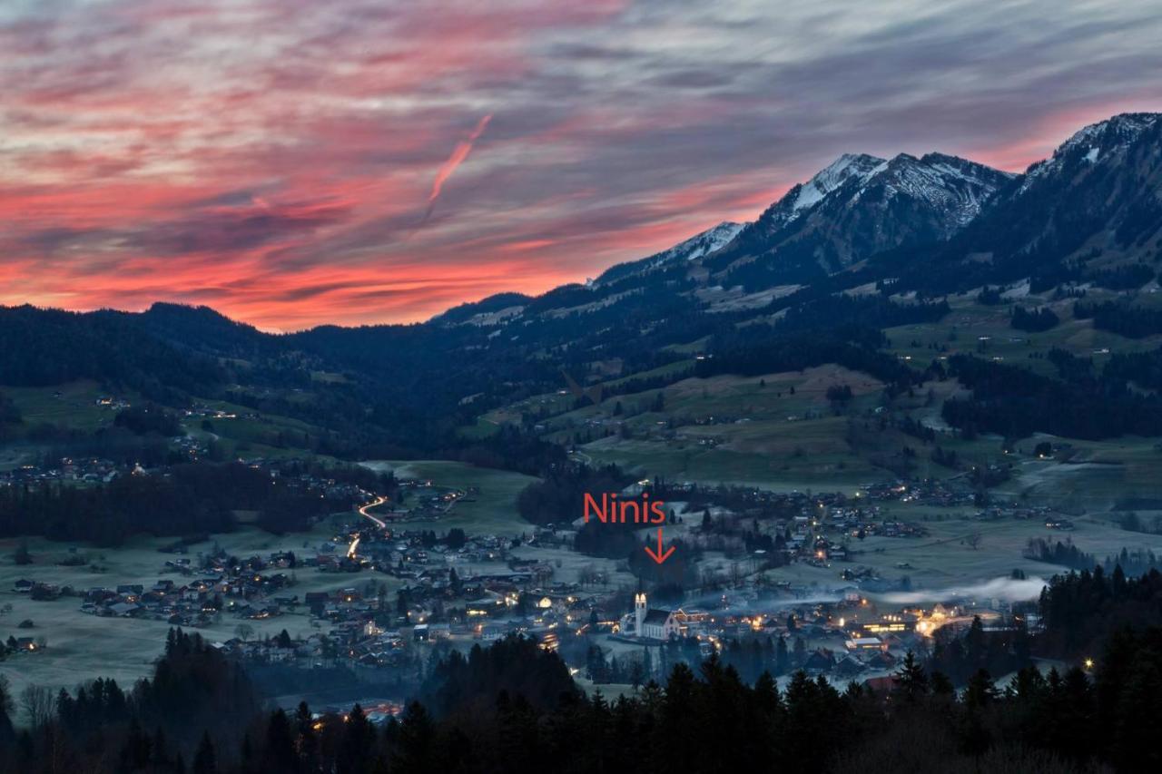 Ninis - Ferienhaus Im Bregenzerwald Egg Exterior foto